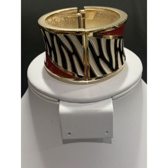 Zawadi Hinged Cuff Bracelet Zebra Strips,‎ Red ,Gold Tone Size 6 - Picture 4 of 4